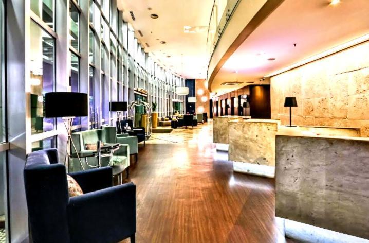 Radisson Vila Olimpia Sao Paulo酒店 外观 照片 The lounge at the airport